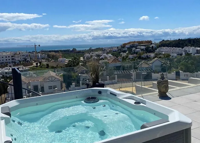 Oasis 325 New Luxury Penthouse With Amazing Sea View And Private Jacuzzi *