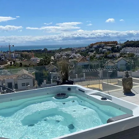 Oasis 325 New Luxury Penthouse With Amazing Sea View And Private Jacuzzi *