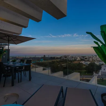 Oasis 325 New Luxury Penthouse With Amazing Sea View And Private Jacuzzi *